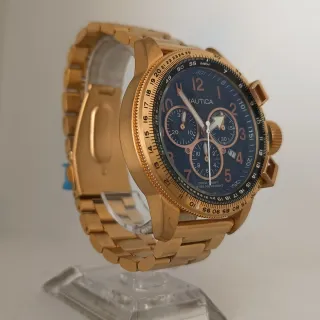 Reloj Nautica Dorado Cronógrafo