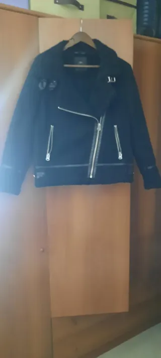 Chaqueta Zara Ante Negra Talla M