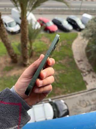 iPhone 13 - 87% Batería