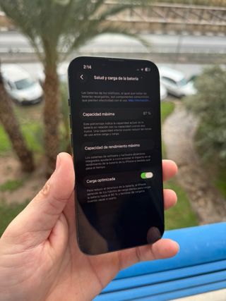 iPhone 13 - 87% Batería