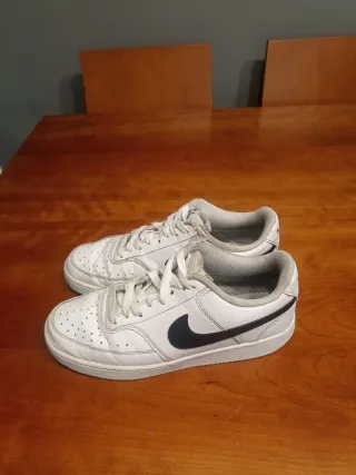 Nike Court Vision Talla 40.5