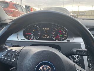 Volkswagen Passat CC 2011