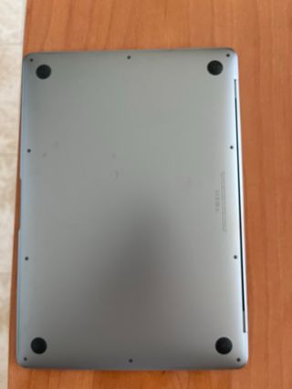 MacBook Air M1 13” 3.2 GHz. 128 GB 100% batería.