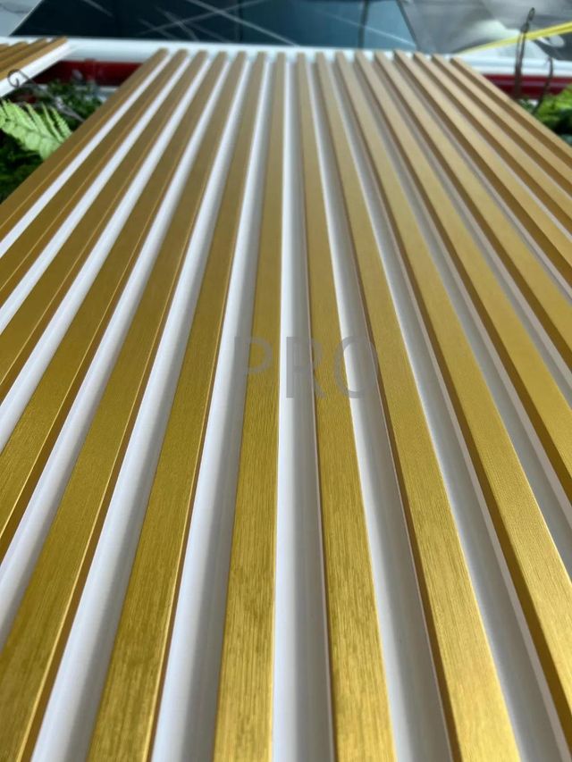 Listones de PVC Blanco Dorado