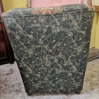 Sillón de salón estampado