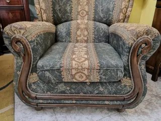 Sillón de salón estampado