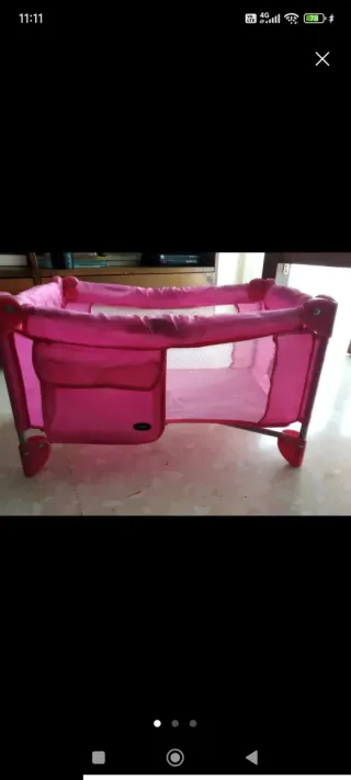 Cuna de viaje para muñecas rosa Jane