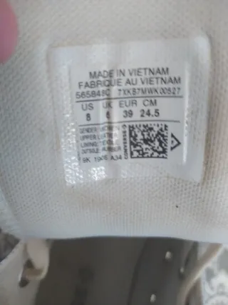 Botas Converse Blancas con Tachuelas.edicion.limit