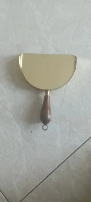 Raccogli briciole con paletta e scopino