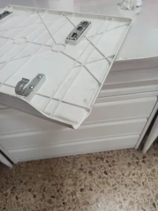 Mesa auxiliar blanca plegable metal