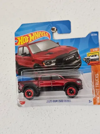 Hot Wheels 2020 Ram 1500 Rebel Vermelho