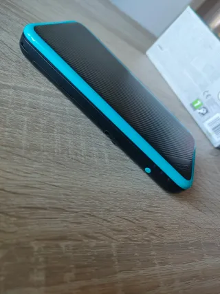 New Nintendo 2DS XL Negra/Azul