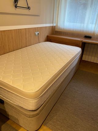 Cama con canapé y colchón