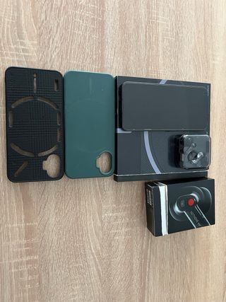 Nothing Phone (1) + Accesorios