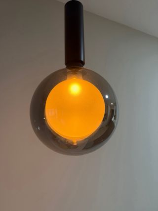 Lámpara moderna de cristal y metal