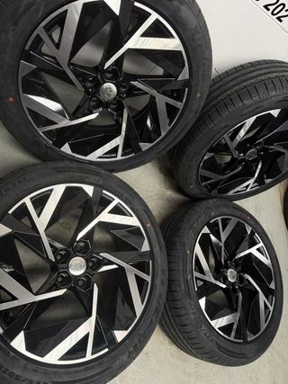 Juego Llantas 19 pulgadas original Nissan QASHQAI