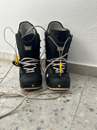 Tabla Snow Burton Mujer 168cm, funda y botas incl.