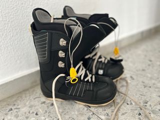 Tabla Snow Burton Mujer 168cm, funda y botas incl.