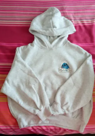 Sudadera niña Stitch Bershka gris