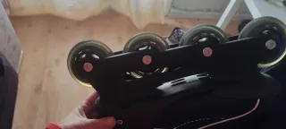 Patines de caballero negros,con bolsa y rodilleras