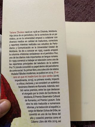 El verano en que mi madre tuvo los ojos verdes