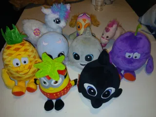 Lote de peluches variados