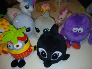 Lote de peluches variados