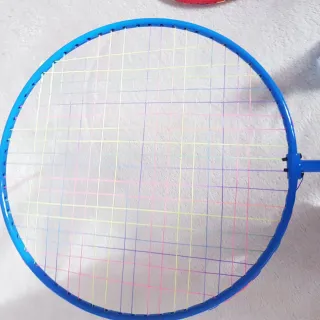 Pack raquetas bádminton y volantes azul y roja