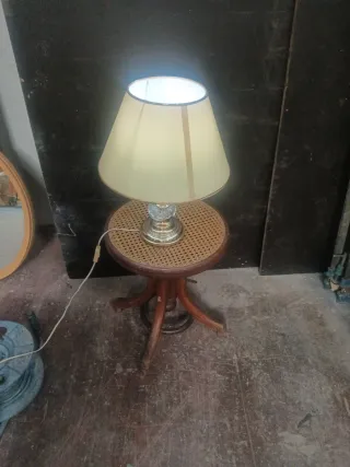 Lámpara de mesa cristal y metal dorada