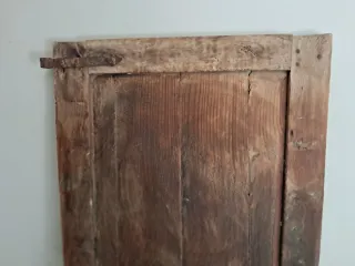 Puerta payesa ibicenca antigua