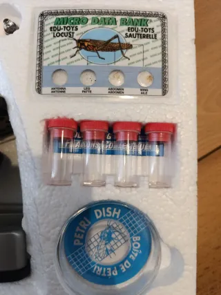 Microscopio infantil con accesorios