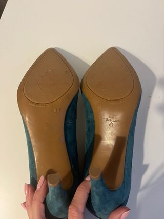 Zapato tacón piel azul turquesa Martinelli 38