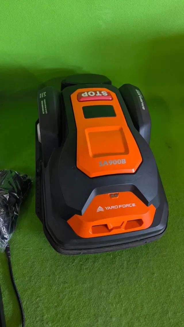 Robot redondo Yard Force SA900B/SA 900B 900M2