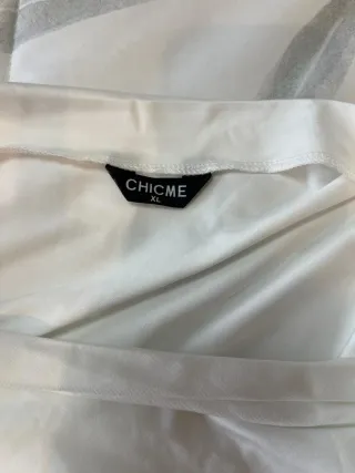 Mono blanco largo con abertura