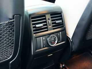 Mercedes GLE Coupé 350d 4MATIC AMG LINE con TECHO SOLAR, PAQUETE NIGHT...