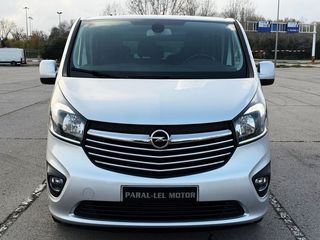 Opel Vivaro 1.6 CDTi 125cv 9 PLAZAS con NAVEGADOR, USB + AUX...