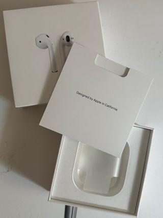 Caja AirPods Apple Blanca