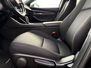 Mazda 3 eSKYACTIVG HOMURA AUTOMÁTICO con HEAD UP DISPLAY, CÁMARA...