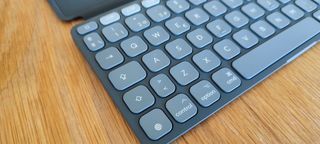 Teclado Logitech Keys-To-Go 2 iPad