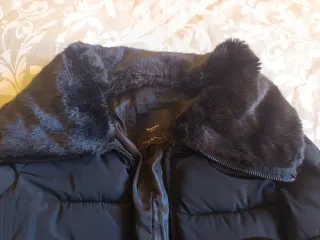 Cazadora acolchada Mango negra Talla XS