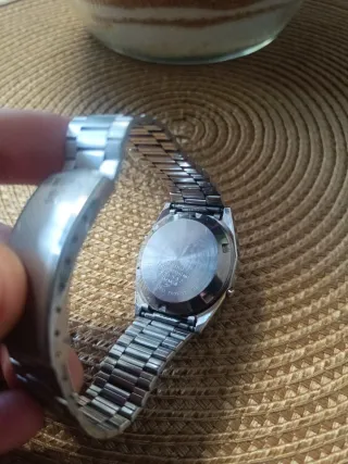 Reloj Seiko Digital Plata