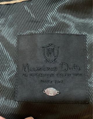 Chaqueta con capucha Massimo Dutti Negra