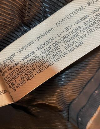 Chaqueta con capucha Massimo Dutti Negra