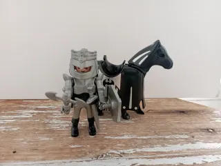 Playmobil Caballero Medieval a Caballo