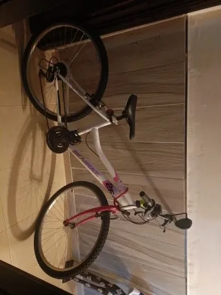 Bicicleta montaña 26 poco uso