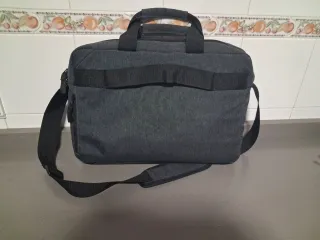 Maletin portátil y ratón