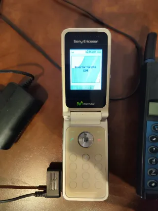 Lote 2 Teléfonos Móviles Ericsson