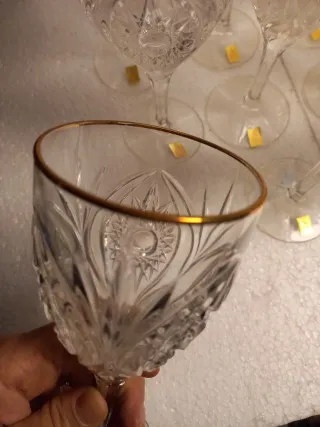 12 Copas de Cristal Talladas con Borde Dorado