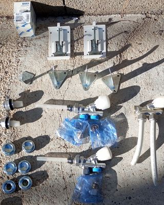 Llaves y accesorios para radiador