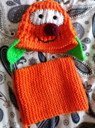 Gorro i bufanda de crochet fet a mà d'en MIC